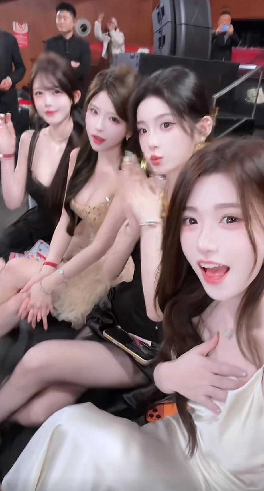 这辈子也不会有这么漂亮的女孩子跟我聊天吃饭