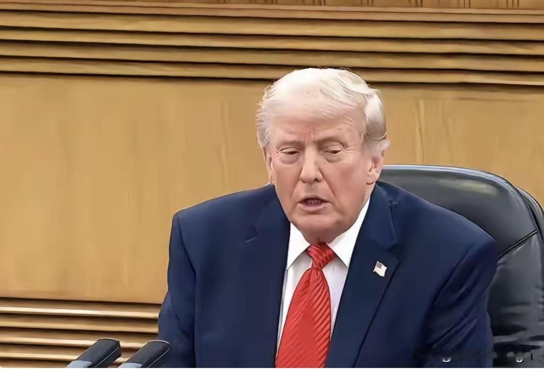 美俄两国元首接连到访中国，充分体现出如今中国在国际舞台上举足轻重的地位，已经成为
