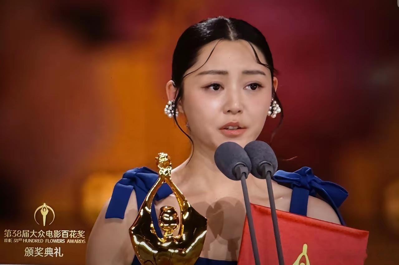 香港娱乐圈终于出了个可怕的演员那就是卫诗雅不是她拍戏嘴巴缝了50多针，而是她花了