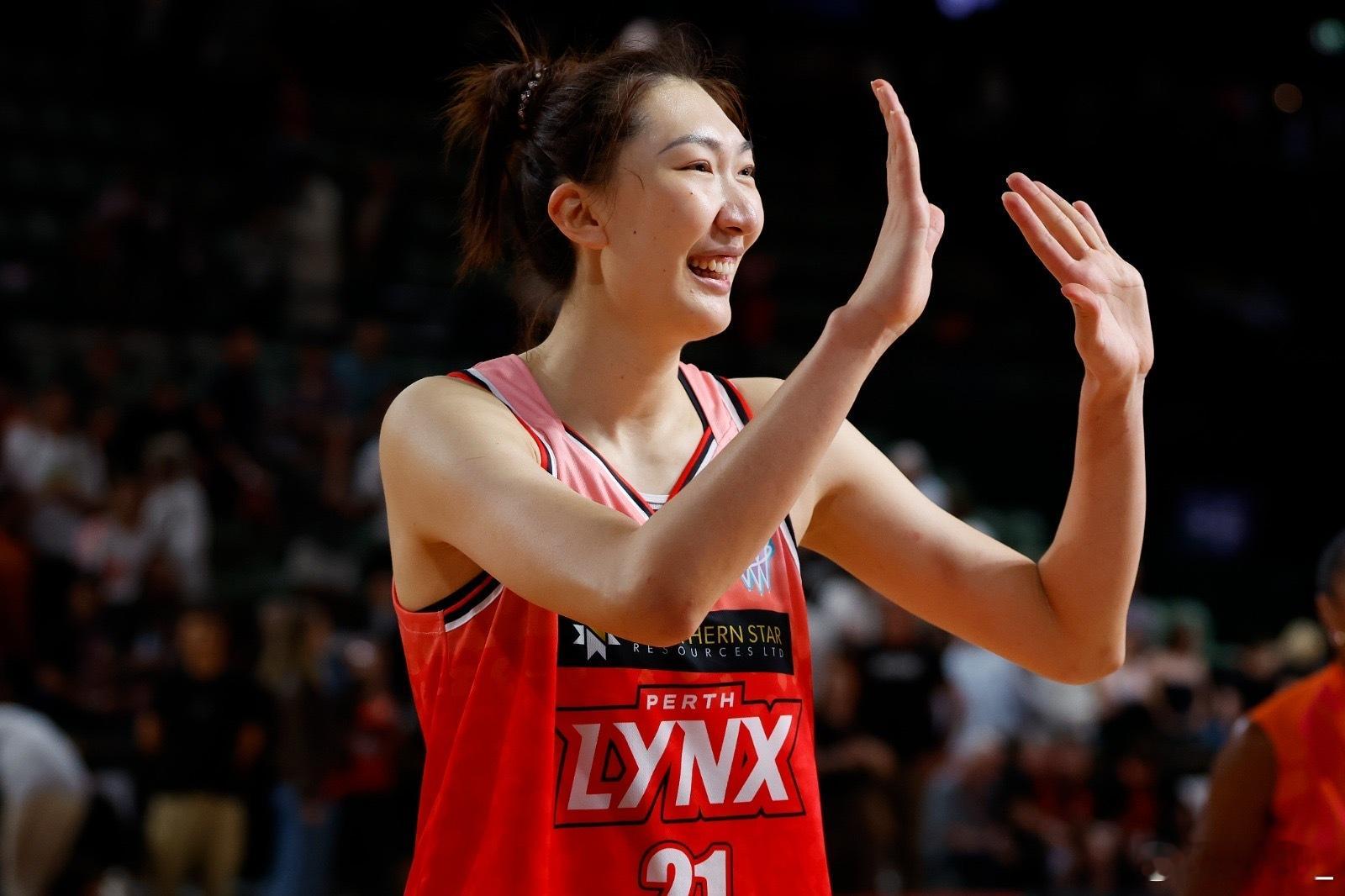 拿下第二场比赛！感谢国内的球迷朋友对我的关注和支持❤️感谢来现场观看比赛的球迷朋