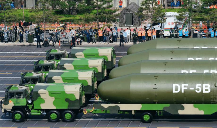 今天晚上最该睡不着的不是泽连斯基，该轮到普京了！
2025年7月12日，德国电视