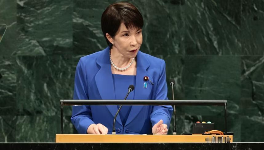 高市早苗向联合国提出非分要求。
美国《华尔街日报》今日报道：“日本首相高市早苗周