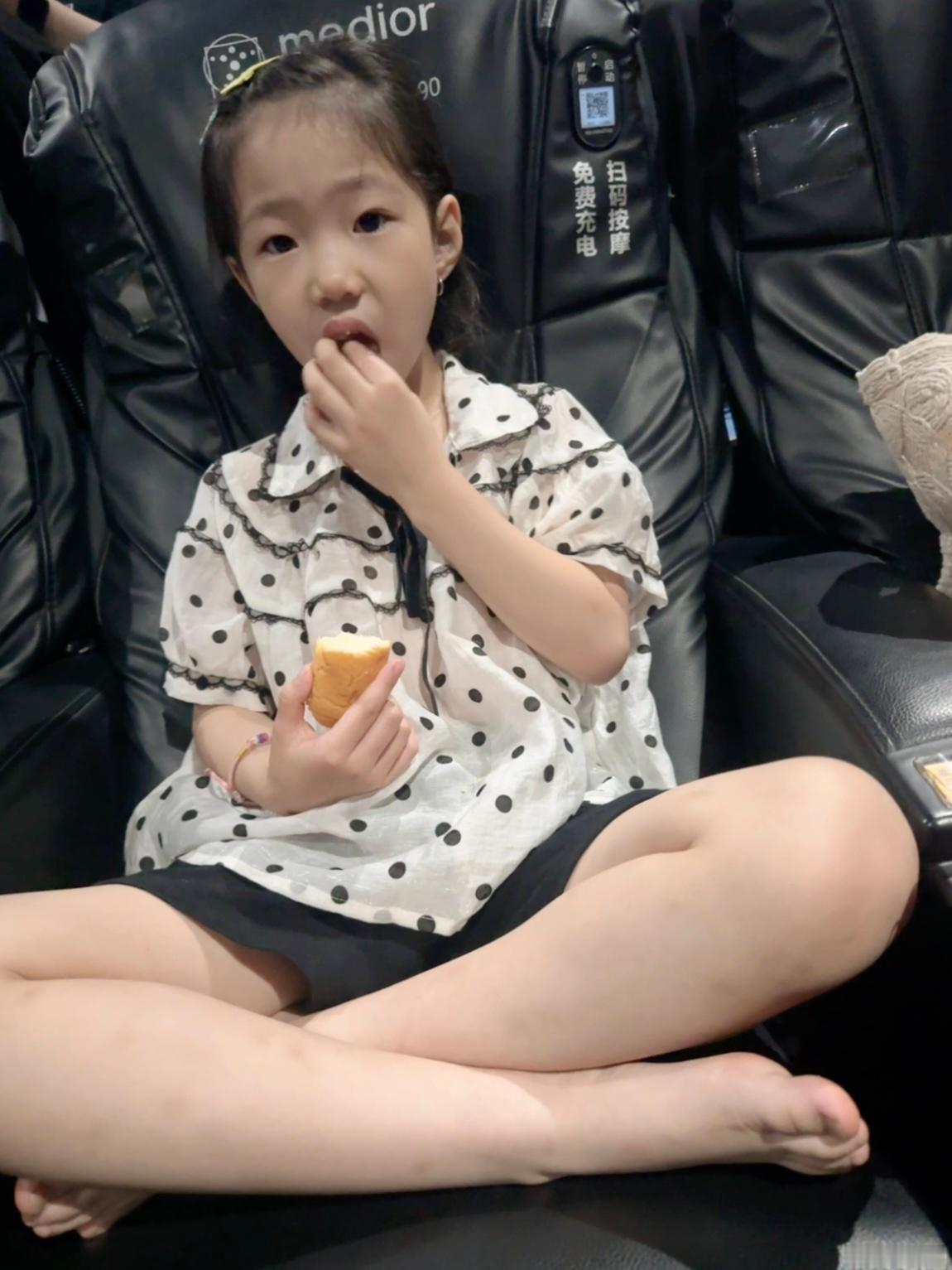 今天最后一项活动 看《八仙》所有行程已按计划进行