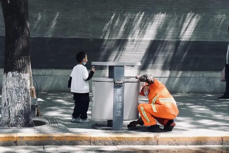 五一假期宅家躺平，简直是人间一大美事！想想外面人挤人，景区到处是乌泱泱的游客，高