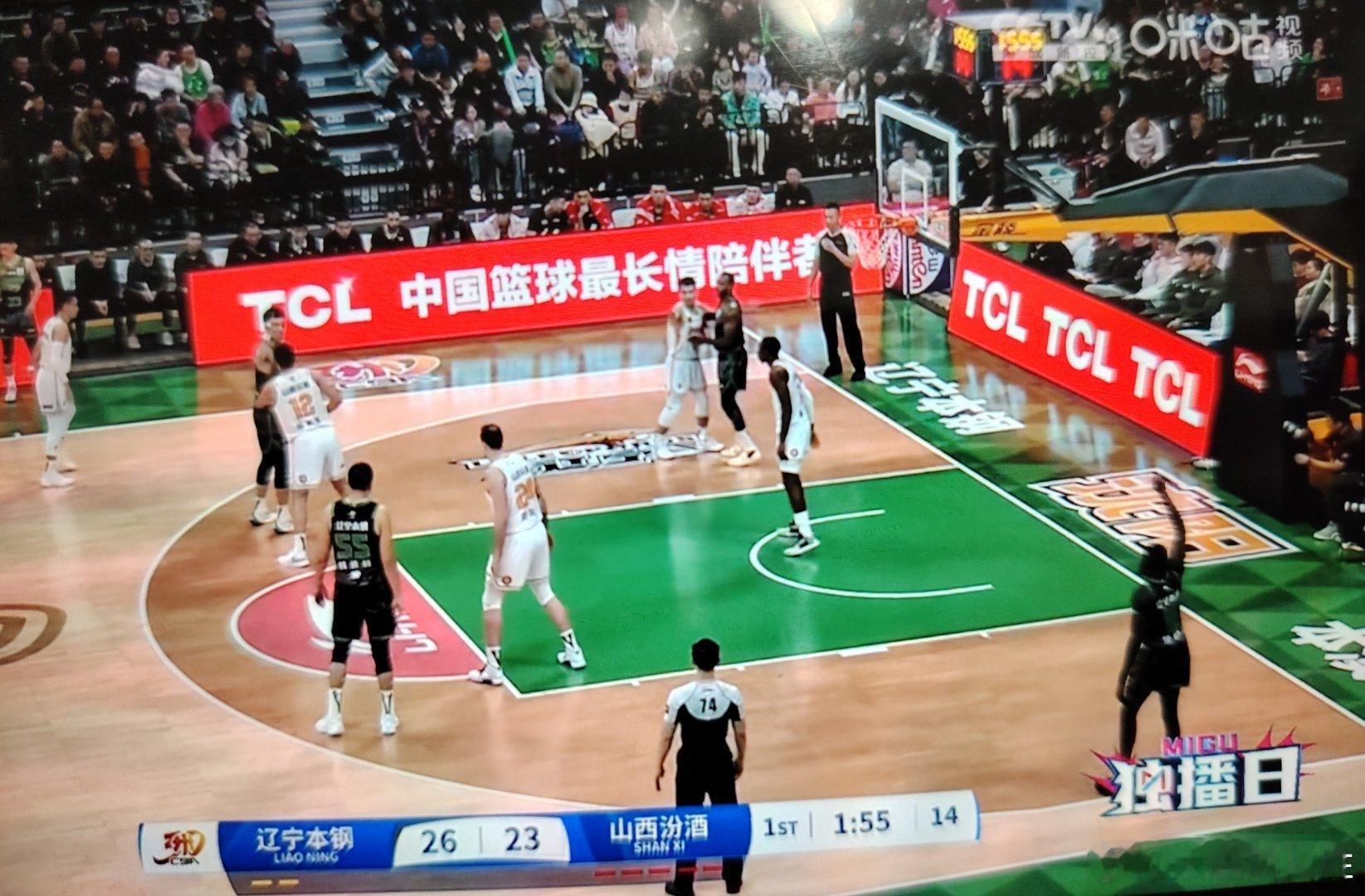 #辽宁男篮##辽宁男篮vs山西男篮##辽宁可太能整景了#今天咪咕“独播日”，辽篮
