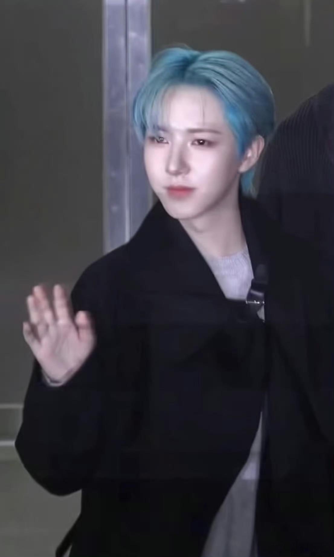 黄仁俊下班路生图怎么评 