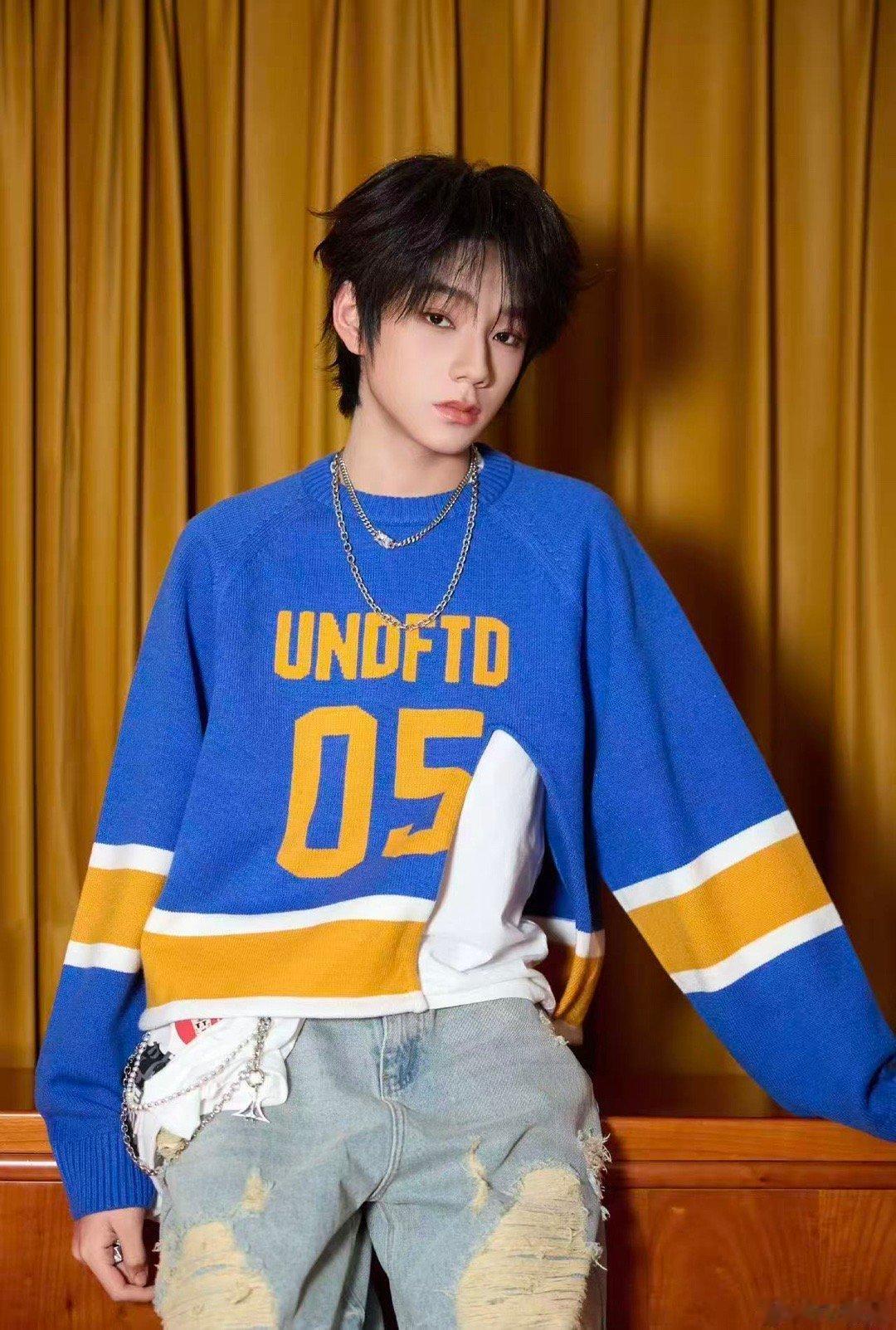 王橹杰付彬言王橹杰川渝春晚交出满分答卷！《适合，不适合》解锁非遗新玩法，《好运来