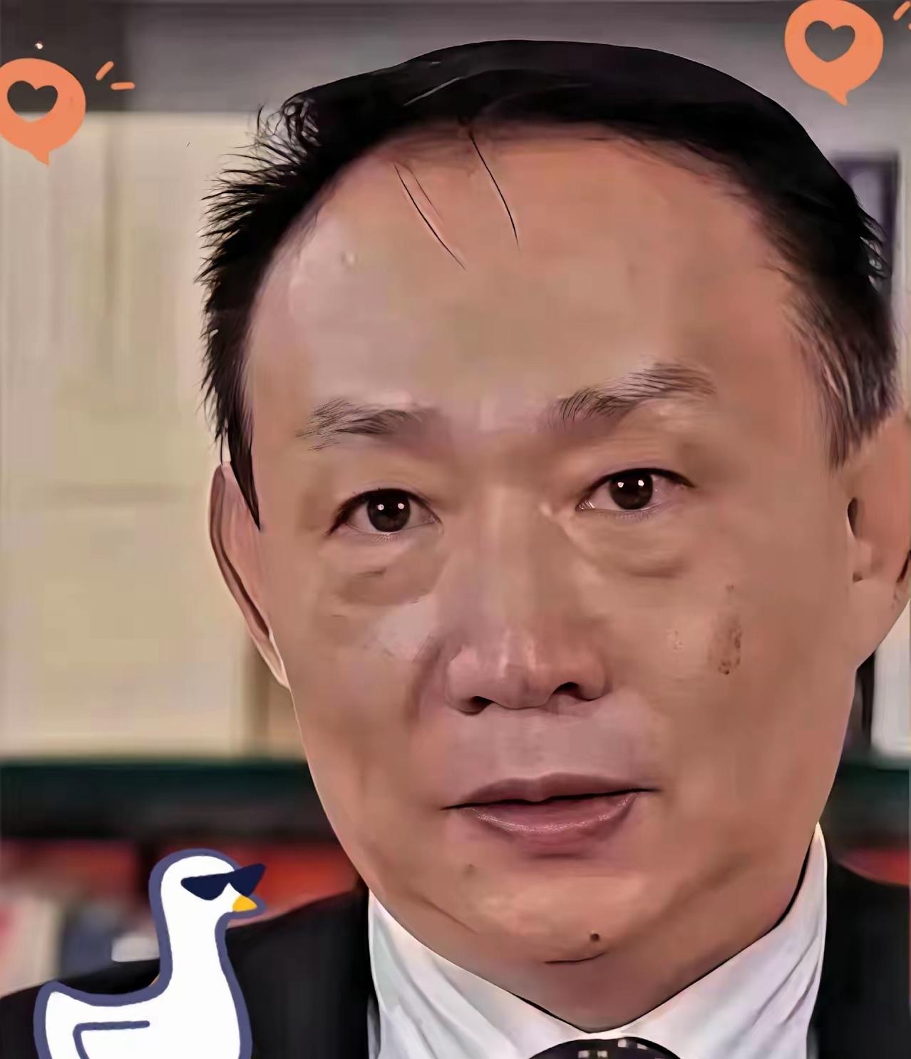 满网都在猜谁是那个卷钱跑路的“通天大佬”，看着真让人摇头。

再看卢麒元捅破的那