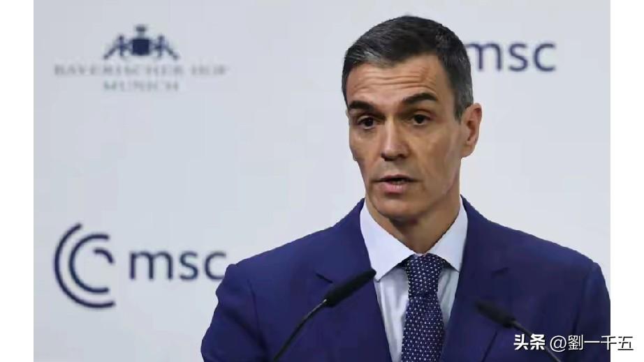 斗牛士西班牙终于挥剑斗美国蛮牛了。
欧洲议会议员伊雷妮·蒙特罗表示，西班牙必须“