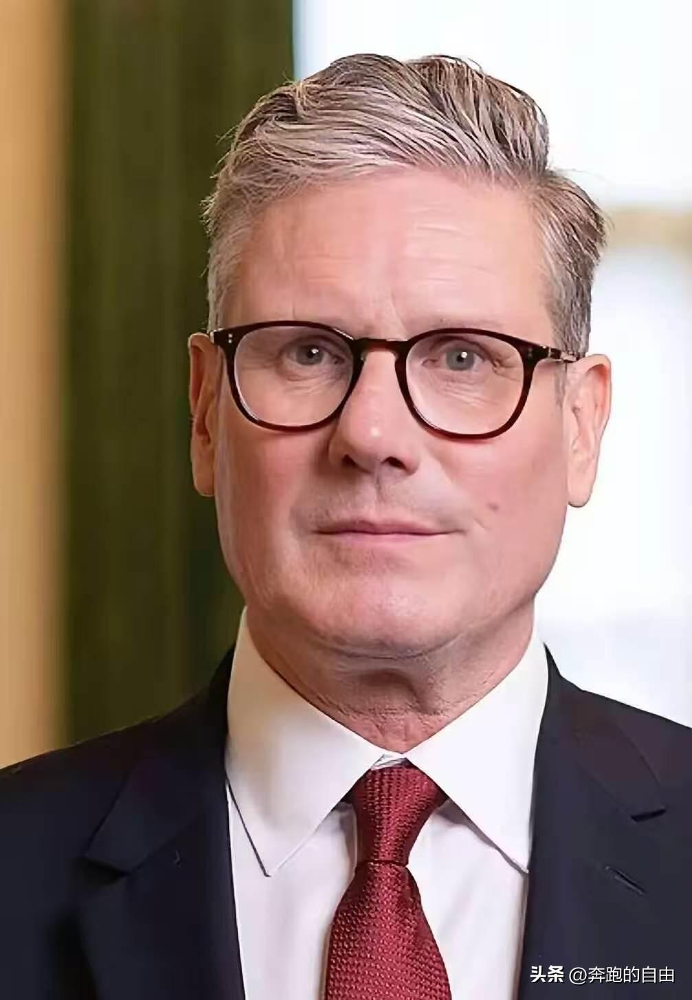 英国传来新消息！
2026年3月30日，英国首相斯塔默宣布，他要在周一和壳牌、英