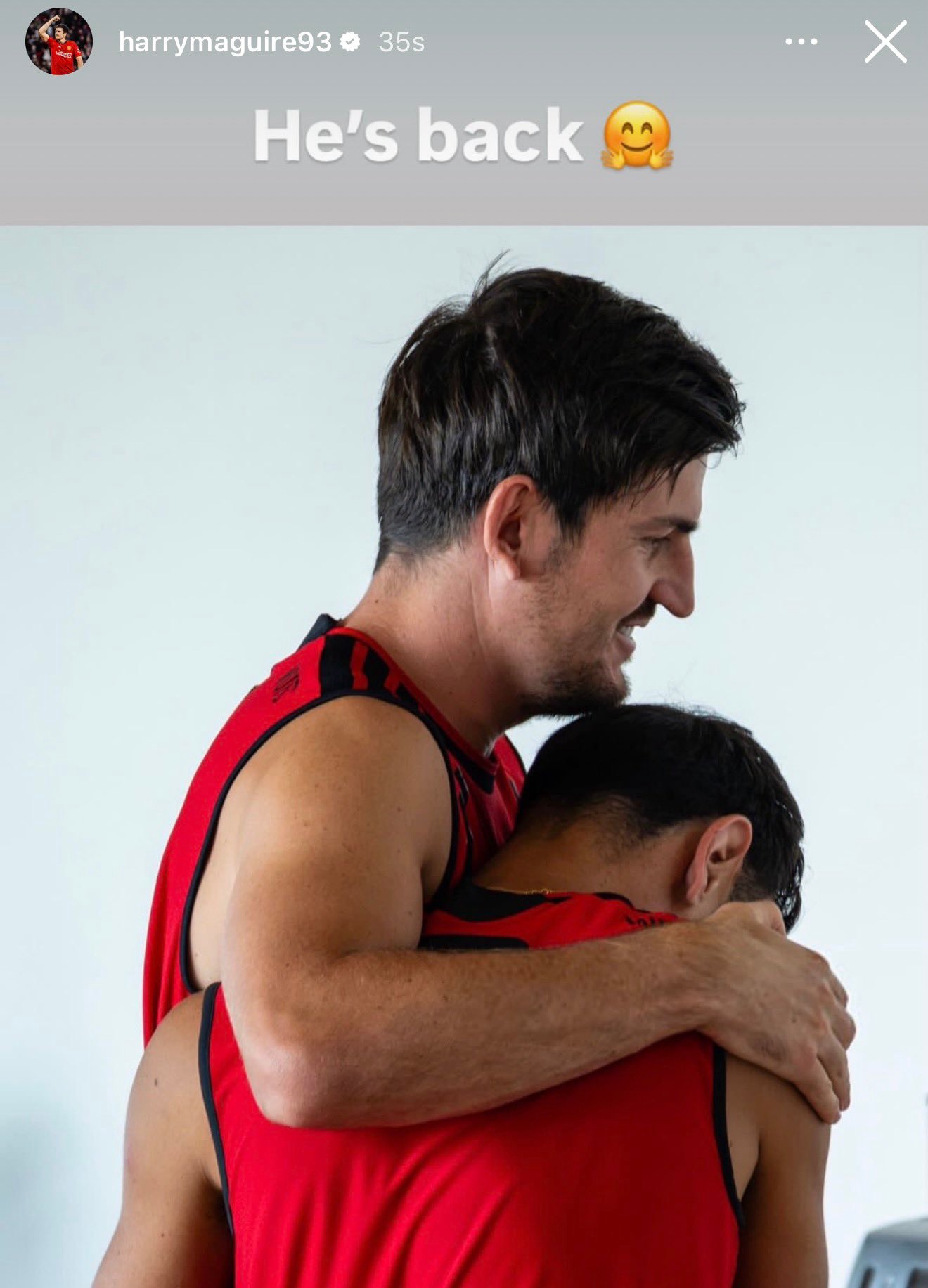 马奎尔和B费互动：他回来了‪🤗‬曼联