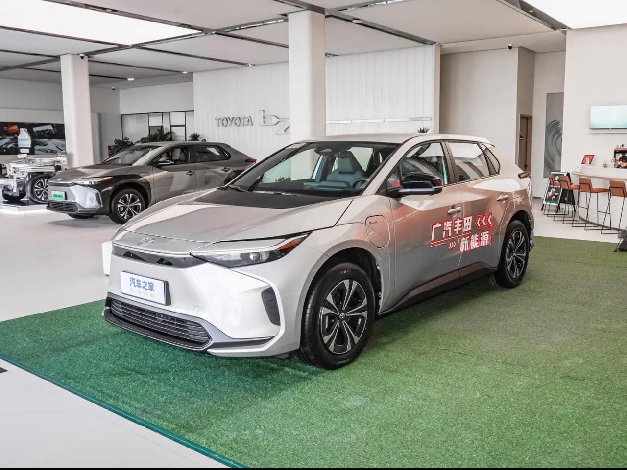2025款铂智4X：传统车企纯电的务实之选

2025款铂智4X是广汽丰田基于e