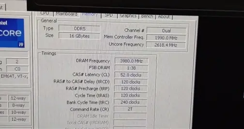 华擎|酷睿i9联手华擎Z690妖板 DDR5内存风冷冲上8000MHz