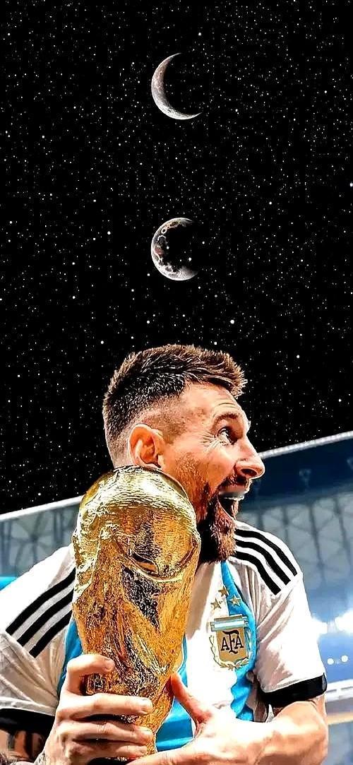 12月3日英超阿森纳对阵布伦特福德的比赛中，主队展现出强劲的进攻火力，而利兹联与