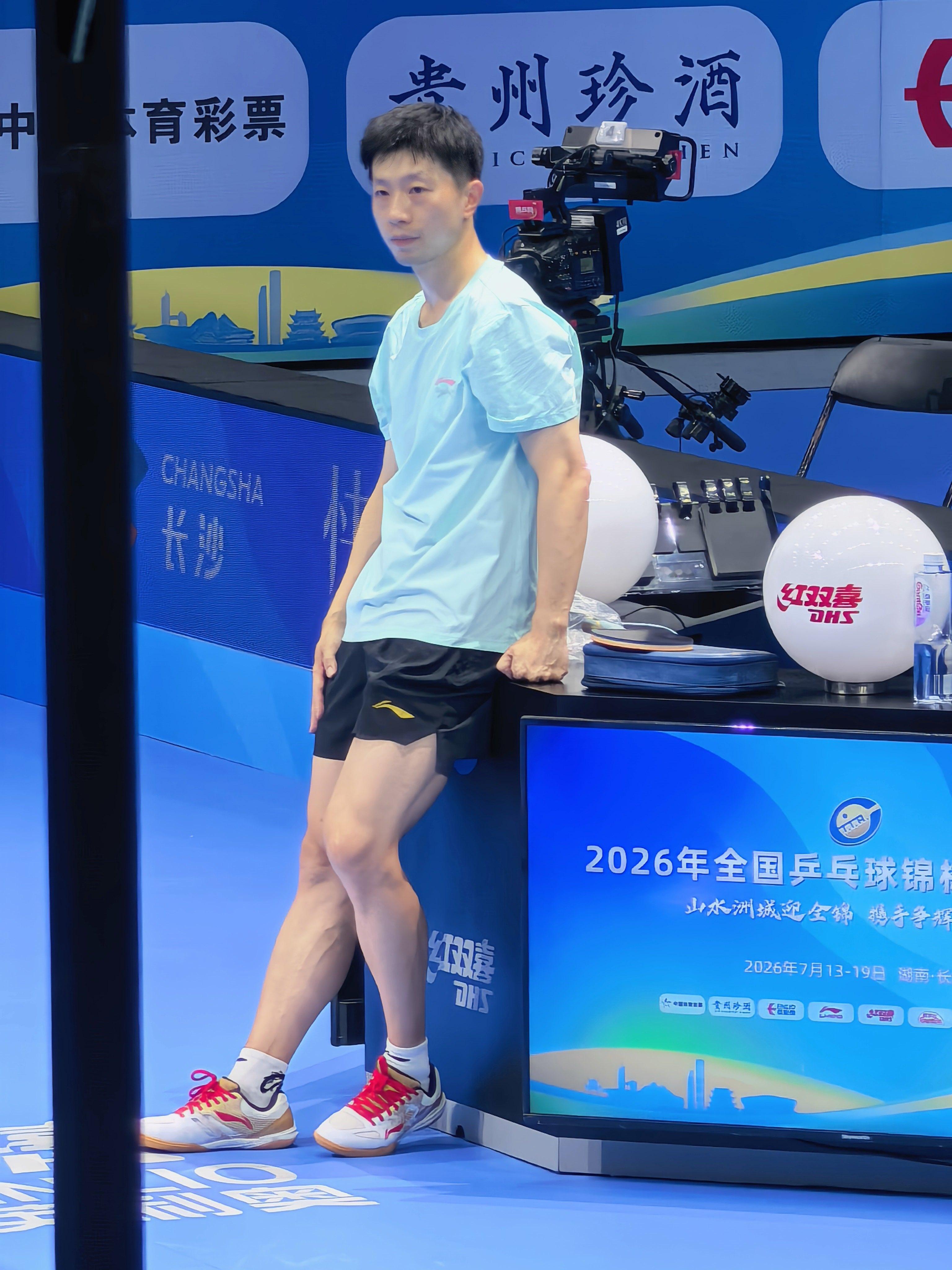 Live的神啥时候上班 
