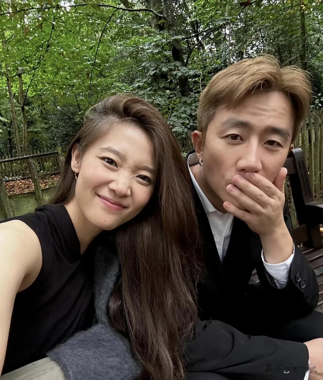 黄轩女朋友真的和其他男明星的嫂子不一样，最重要的是这个女孩子很优秀而且不作没黑料