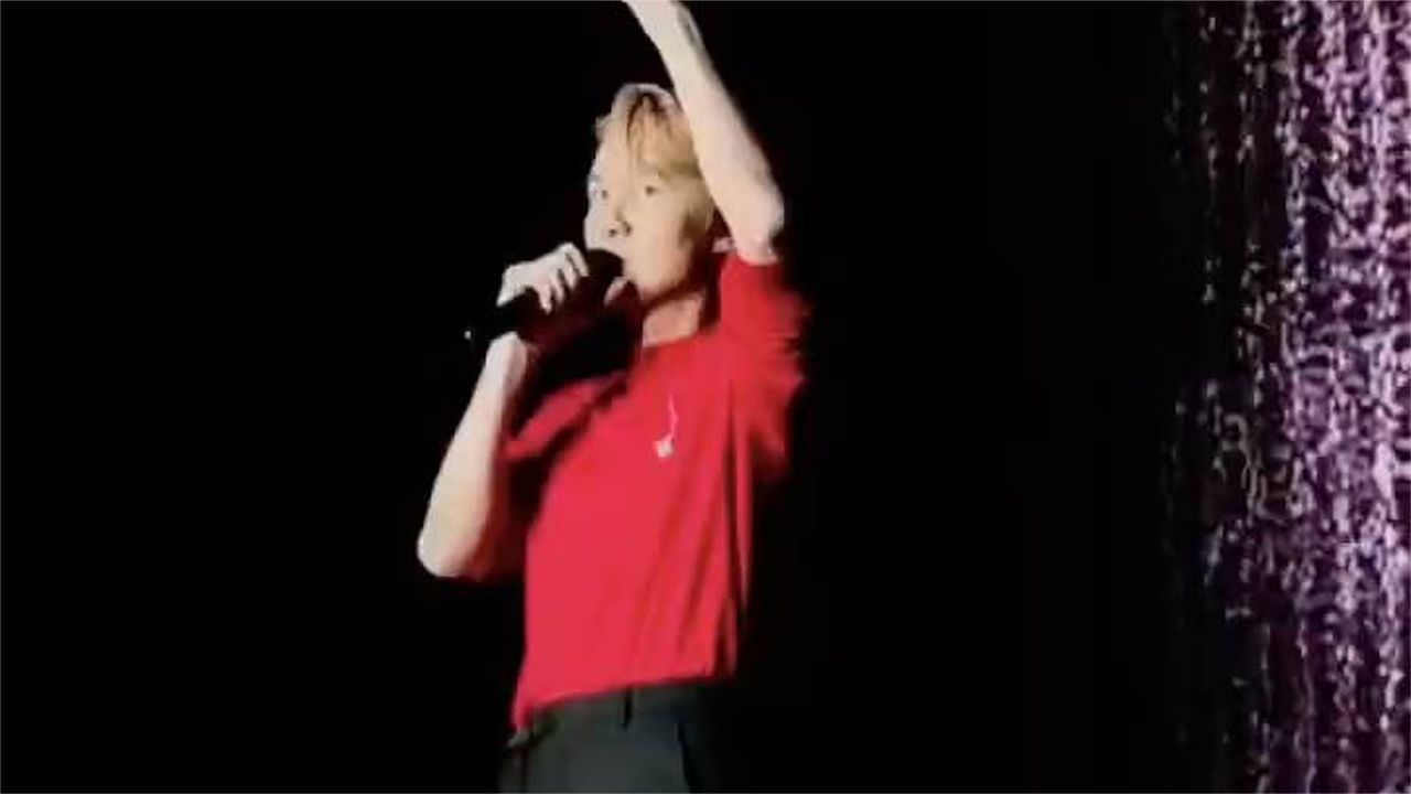 于文文演唱会晕倒，吴克群暖心救场，一番发言尽显珍贵的同行情