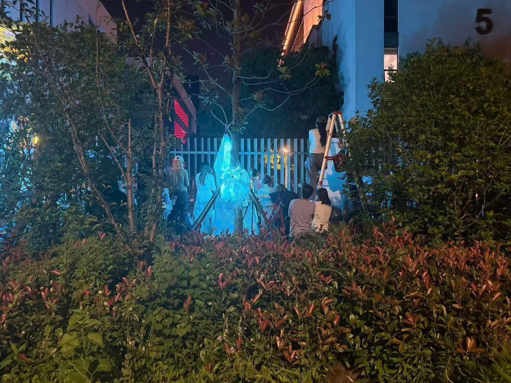 今晚依旧在蓝色海洋里接亚轩下班呀！宋亚轩 国乐无双