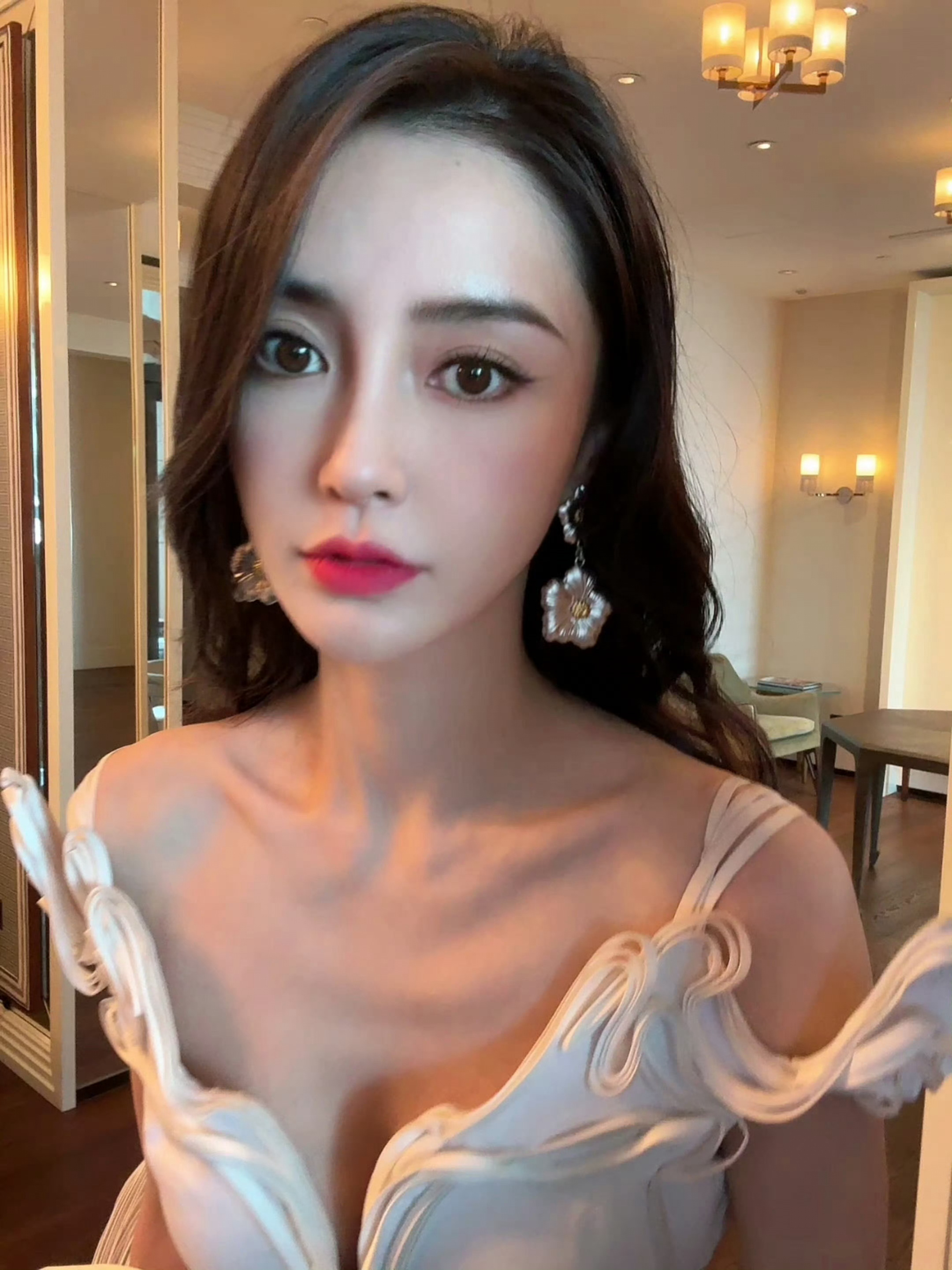 Angelababy💜｜久违的神颜照 ​​​