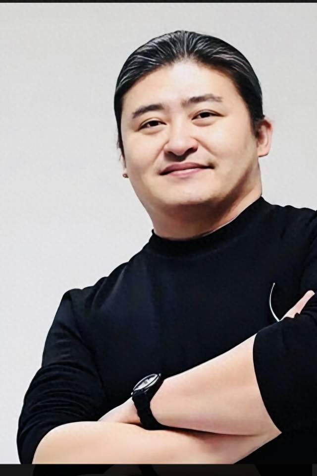 63岁刘欢悄然离世：不办告别仪式，最后舞台竟成绝响？