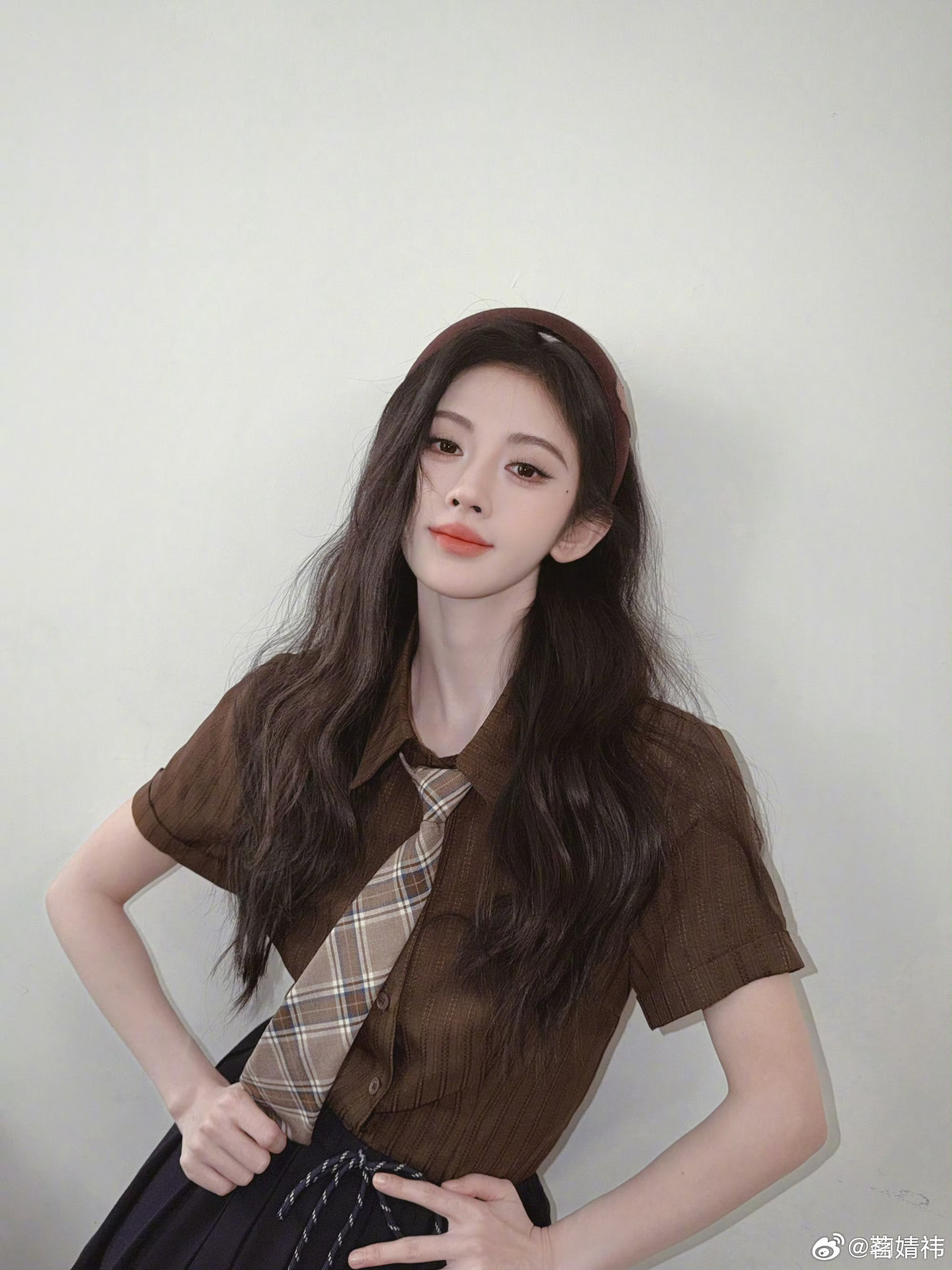 鞠婧祎阿黛jjy鞠婧祎来战jjy用汗水换来的努力终究没逃过流言蜚语。