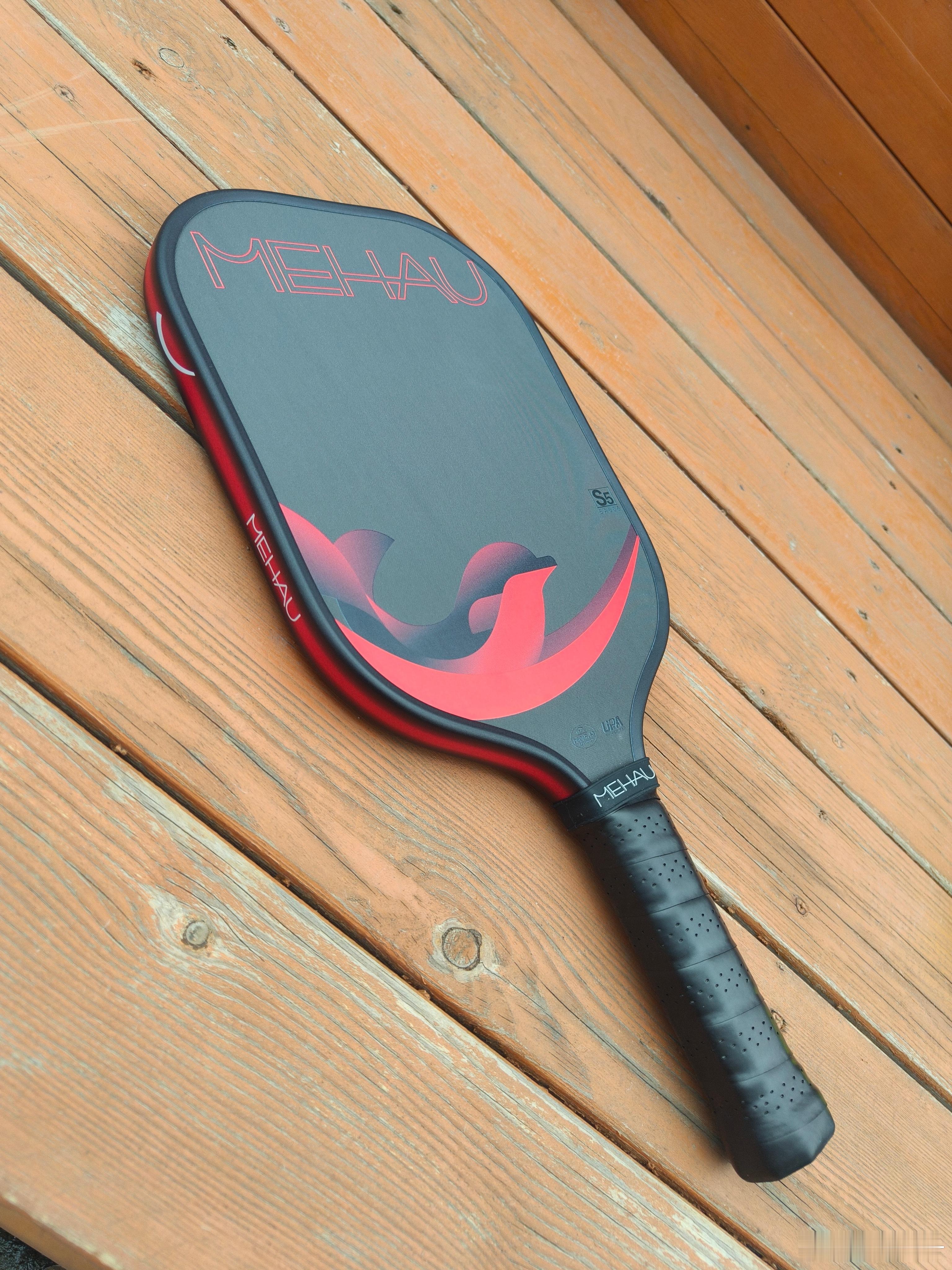 女生用这把匹克球拍，进攻真的可以很轻松🏓（ 王蔷代言的 ）匹克球本来就低头、转