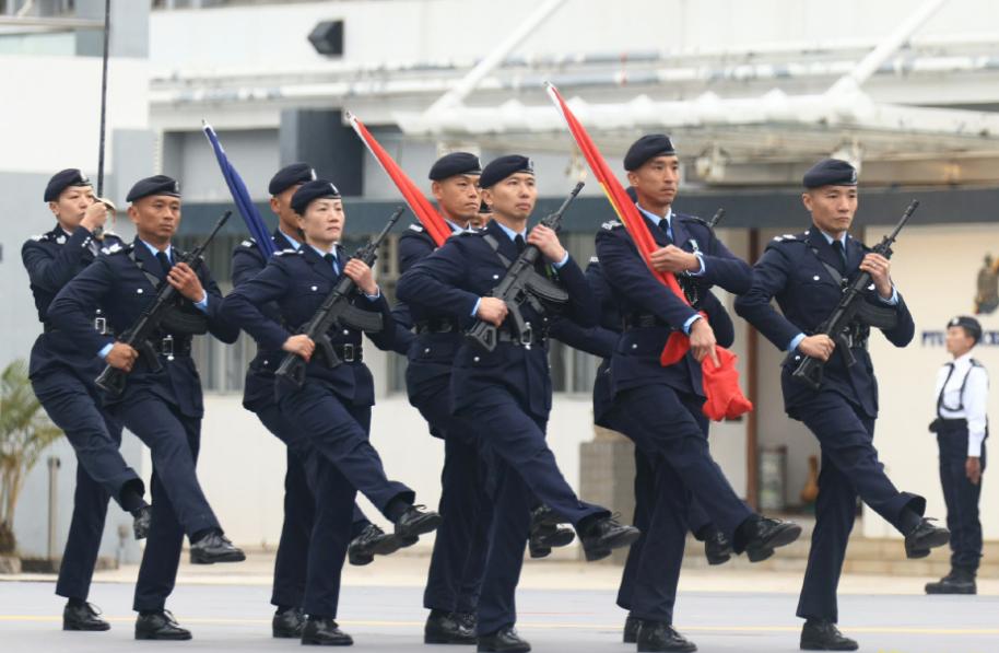香港警察的机动部队，这么快就装备了191步枪！要知道咱们只是一线作战部队，目前装