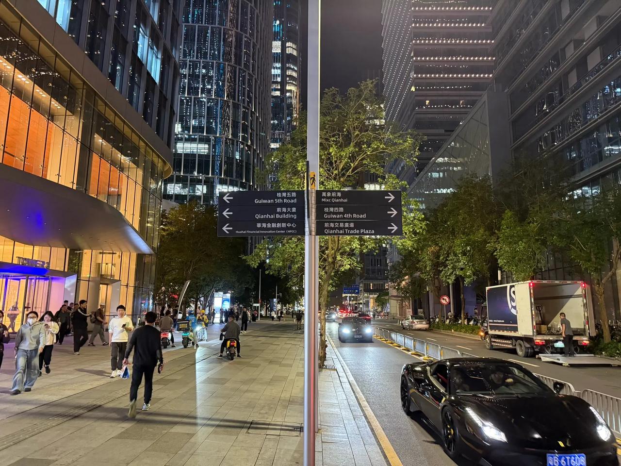 于海青：为何说深圳前海适合敢于挑战的人？ 深圳市一座节奏很快的城市，竞争压力也很
