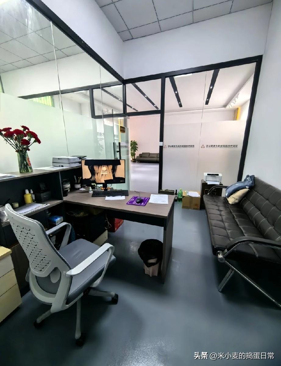 一个人的办公室，啥都是自己干!
一人撑起整间办公室！这“全能打杂”的日子谁懂？