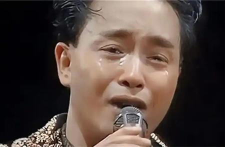 20年后再看张国荣悲剧：真相没那么简单！
嘿，2025年4月1号，本来是愚人节，