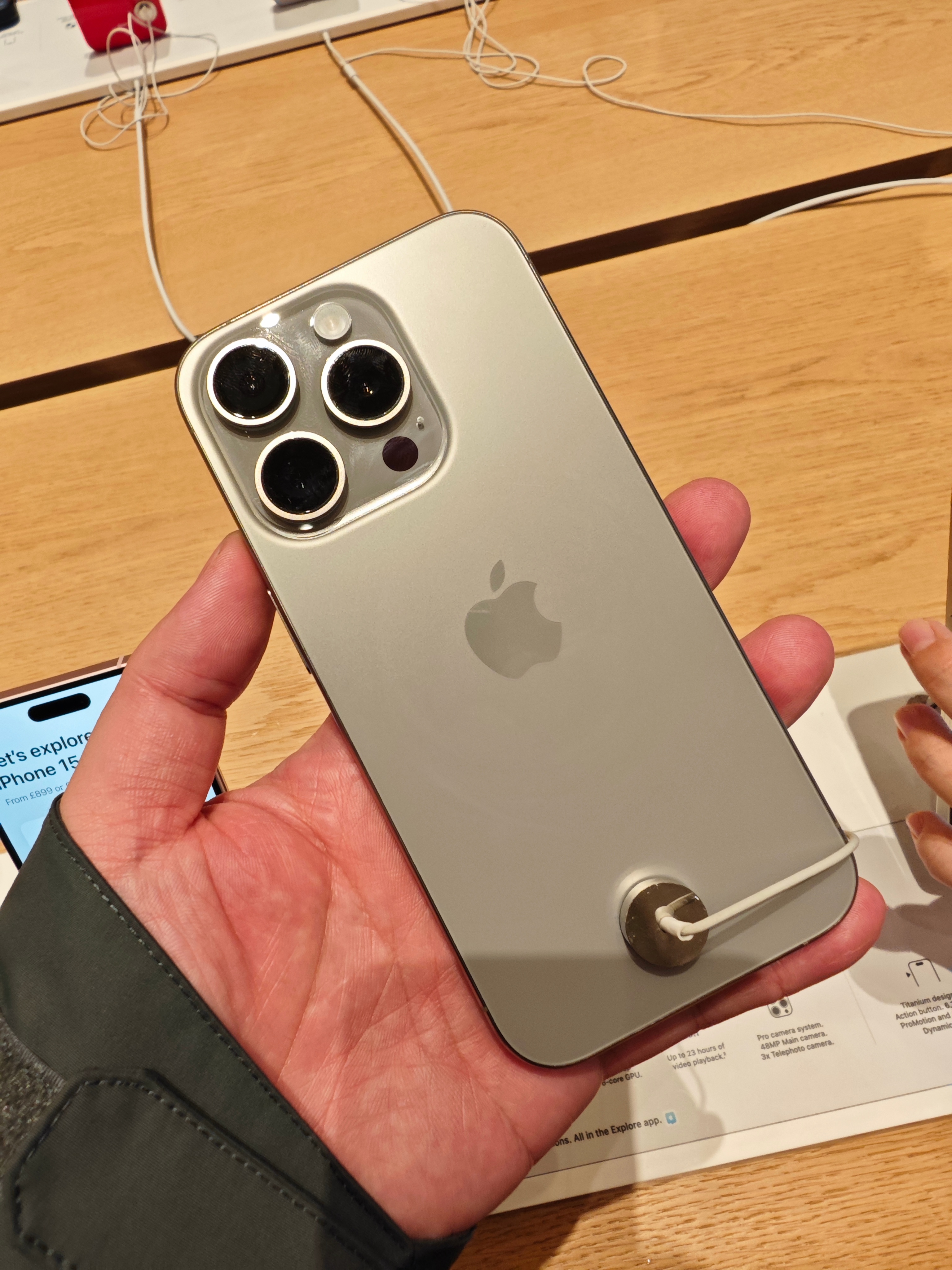 #iPhone15Pro被曝生产成本523美元#iPhone 15 Pro Ma