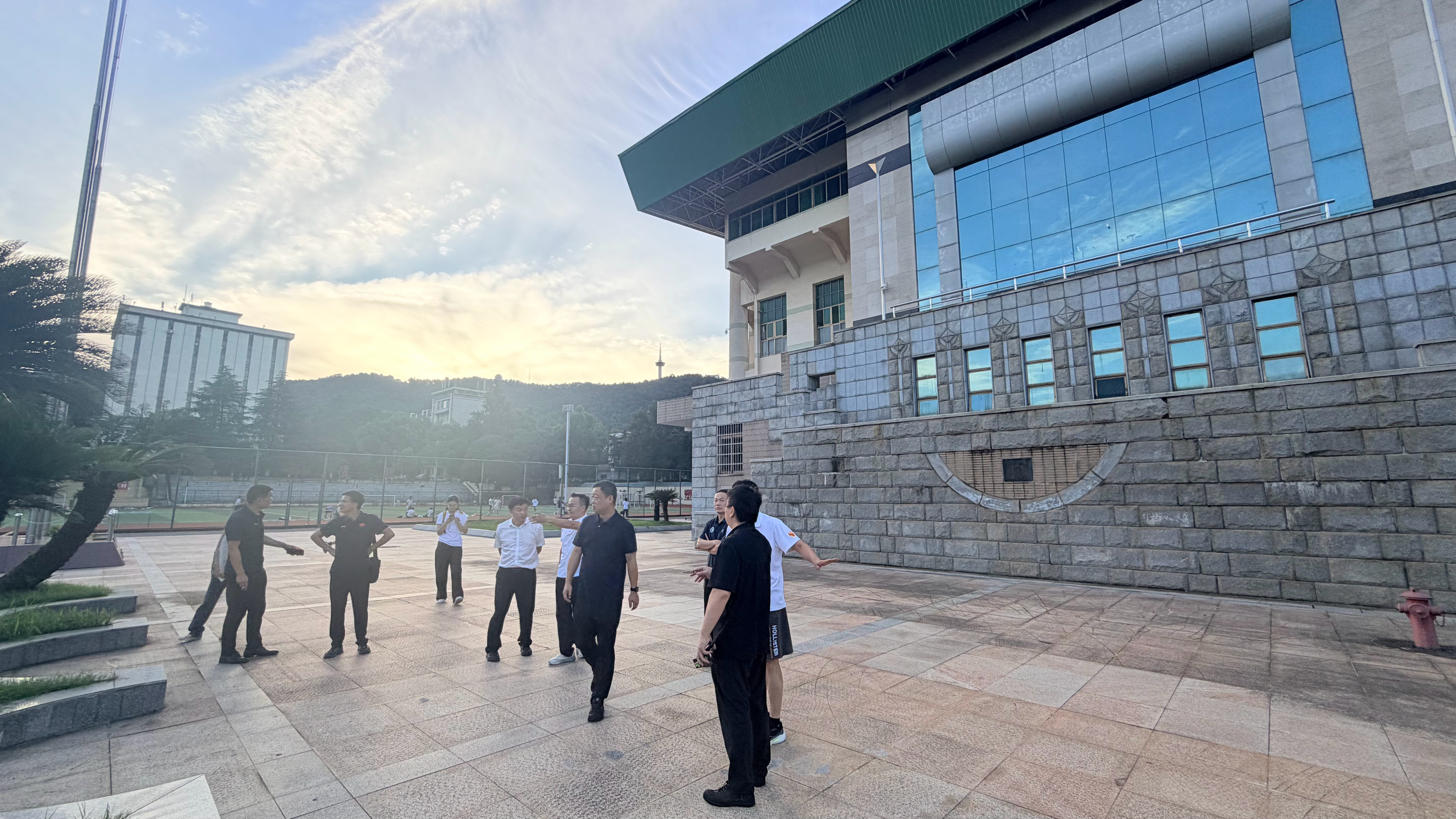 又想起2017年全国体操冠军赛跟湖大的对接工作，一晃9年，今年又有重磅好戏上演了