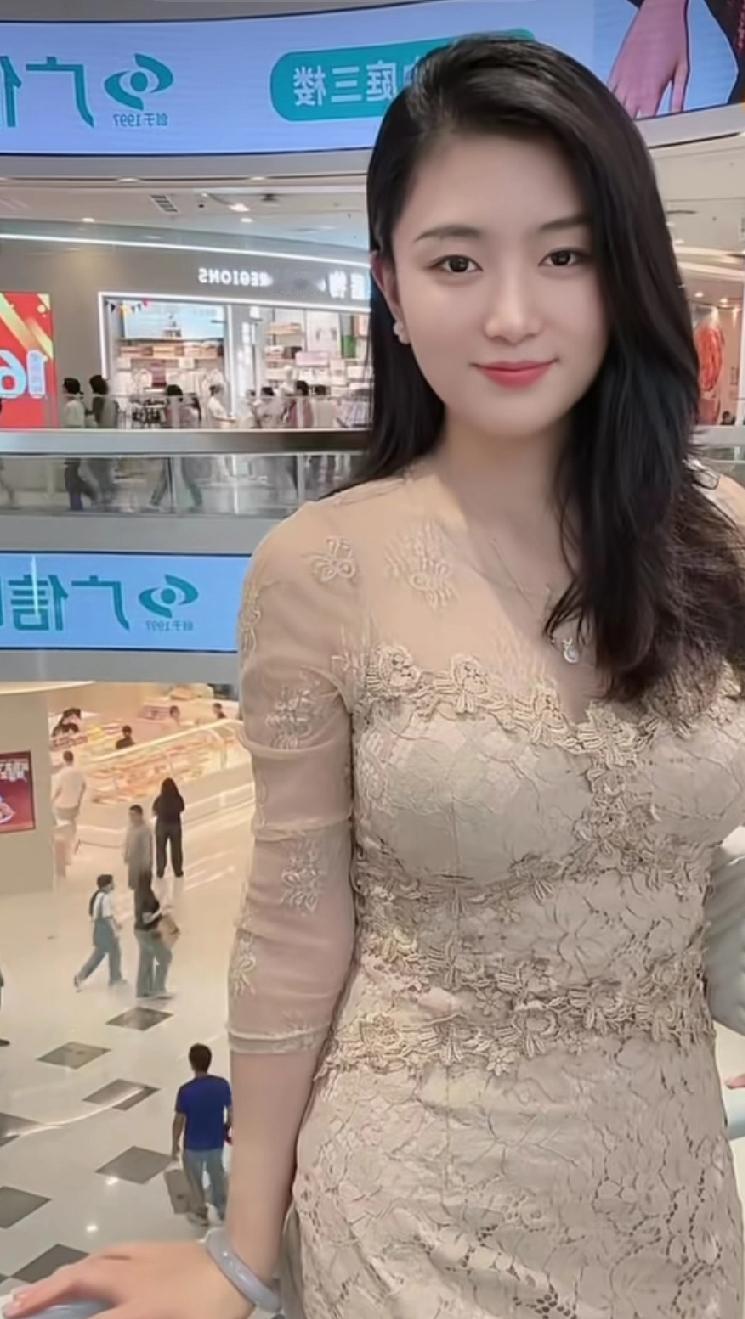 优雅气质，时尚穿搭，自信满满！