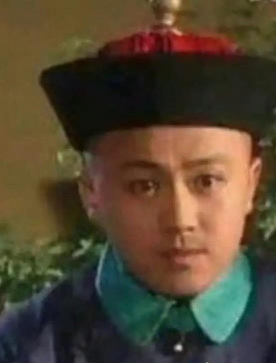 《兰香如故》的大掌柜是还珠格格的小凳子诶～ ​​​