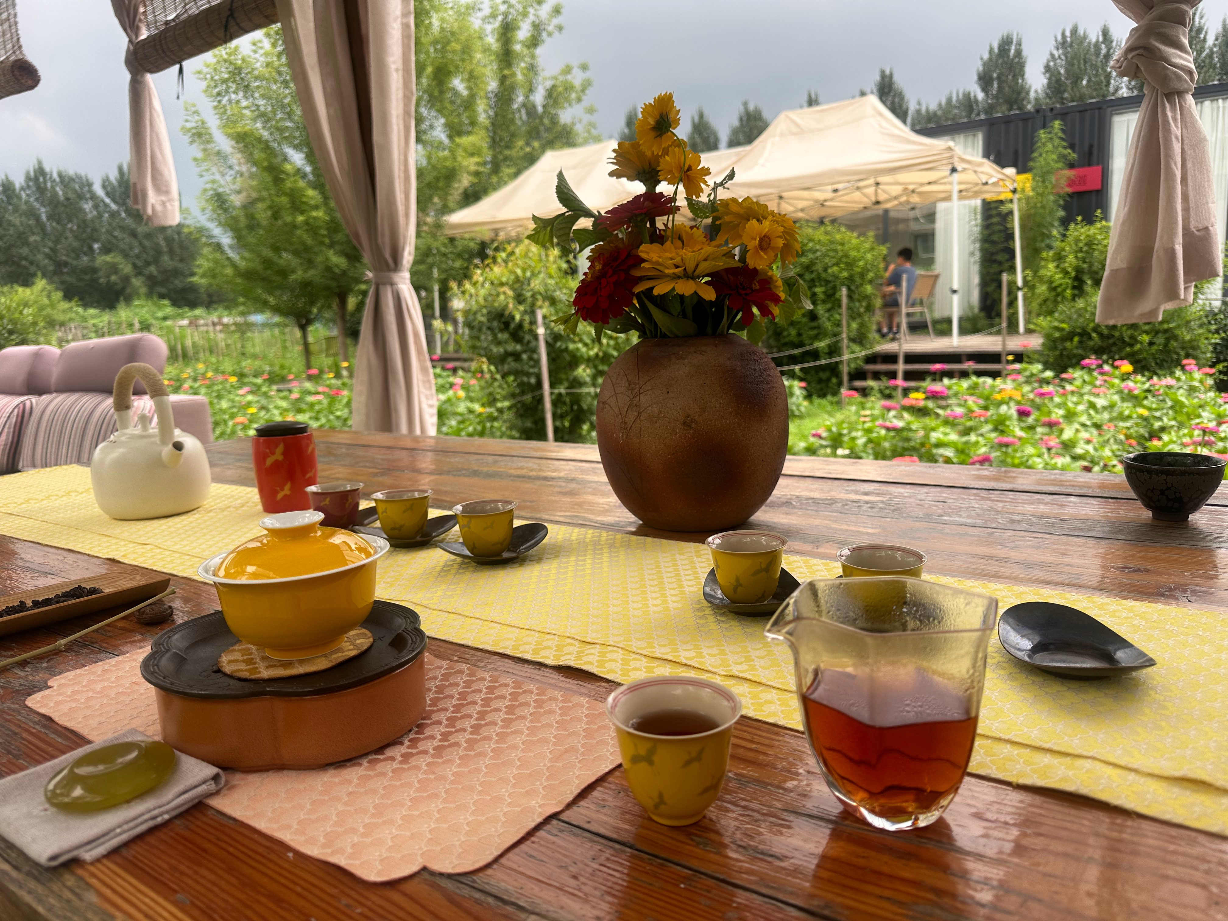 听雨烹茶，ee来啊 ​​​