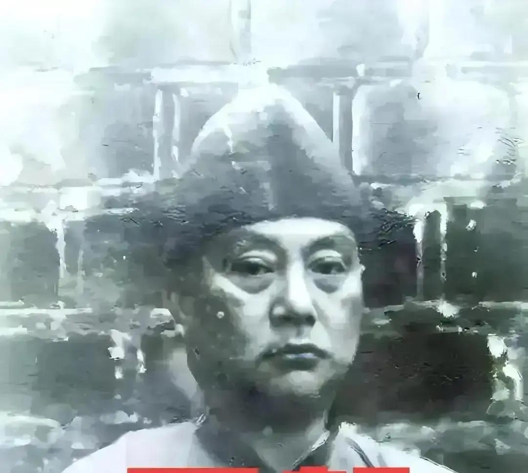 1950年，国军中将周磐在昆明被俘，并判处死刑，就在快要被枪毙时，他忽然想到，自