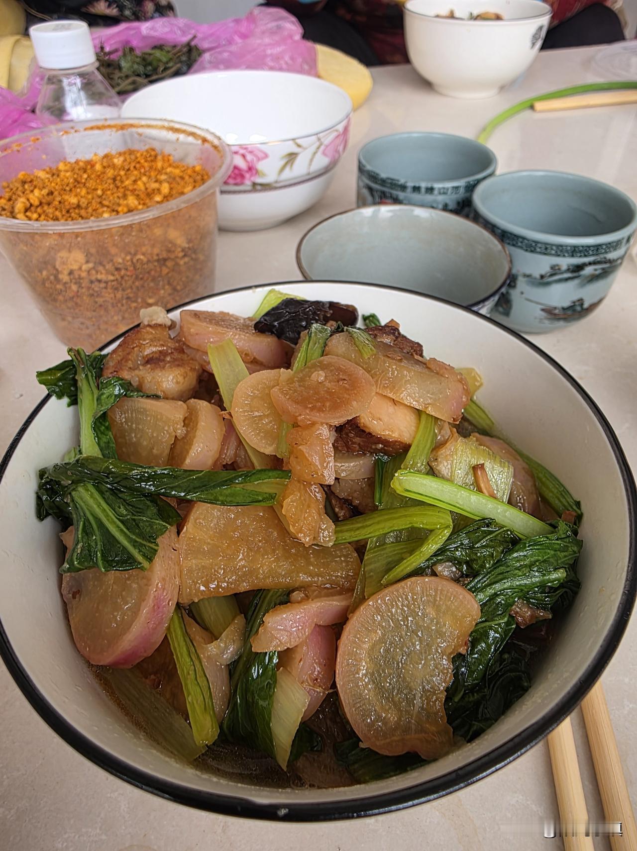 老娘的倔，有时候很让我生气……

这两天闹肚子，昨天一天只喝了两碗小米粥，我知道