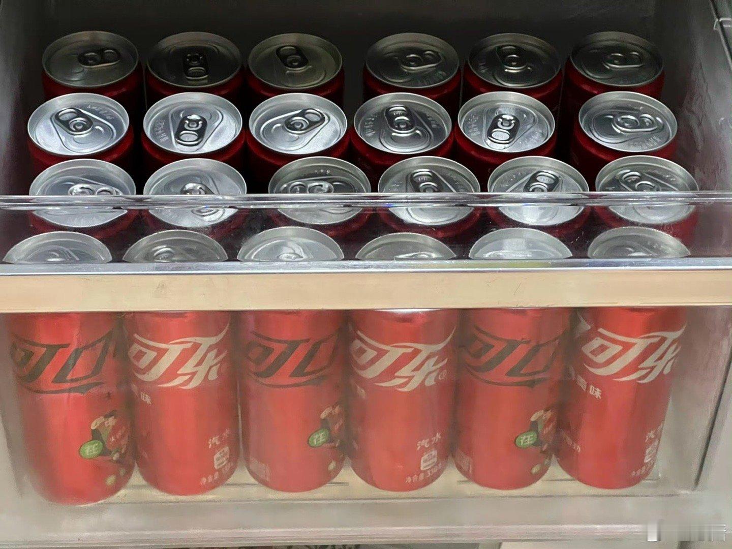 可口可乐vs百事可乐必须是可口！只不过曾经坚定的有糖党已经叛逃到坚定的零度党了 