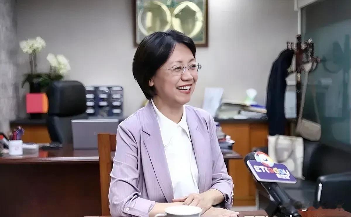 称麟洋配是中国人骄傲遭轰　翁晓玲再喊：都是炎黄子孙

台湾羽毛球男双夺冠后，国民