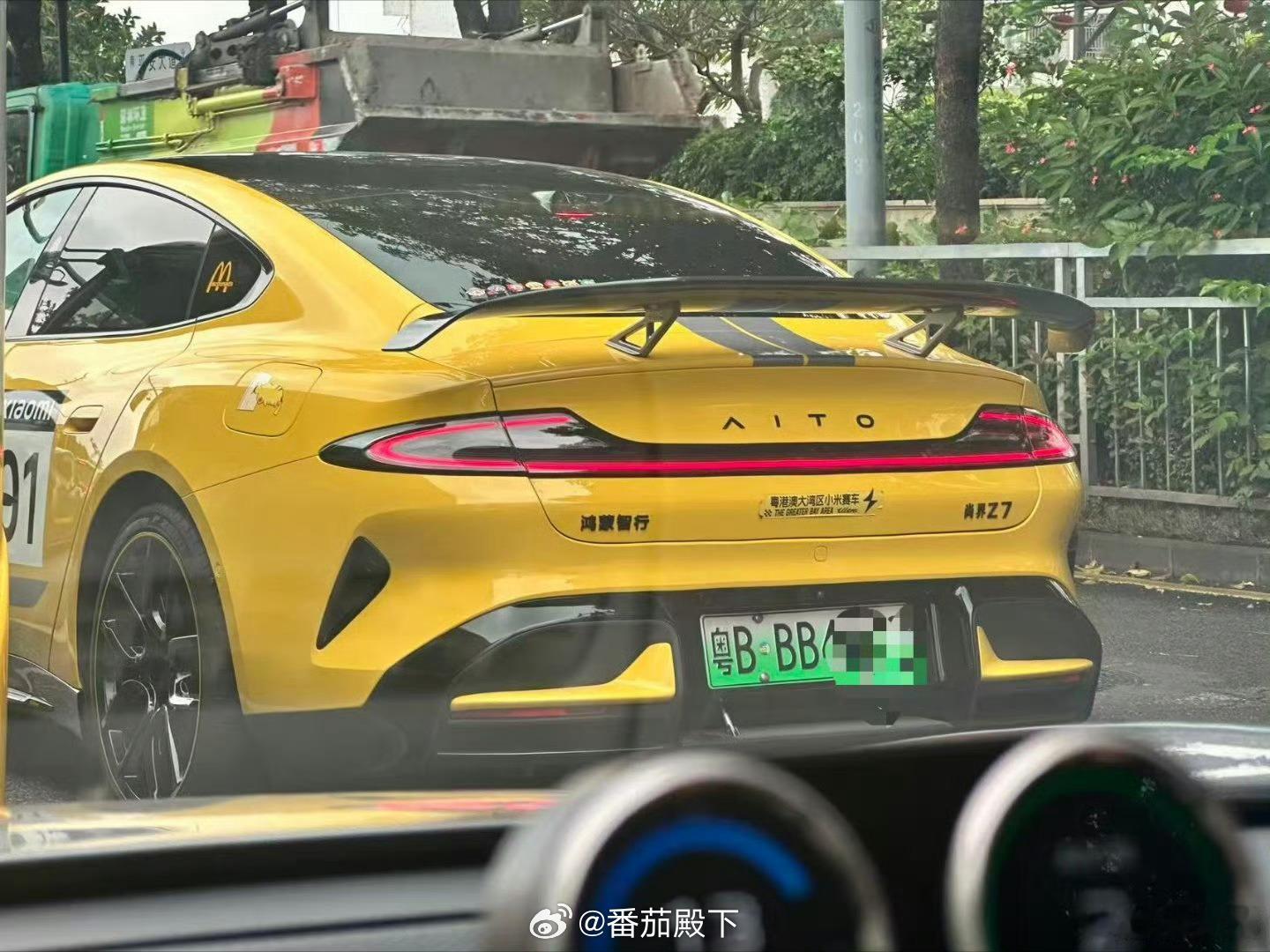 这辆车理应被划……