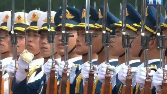 中国国防部对外正式对外通报，9 月 4 日官方对外官宣：解放军陆军将派遣部队远赴