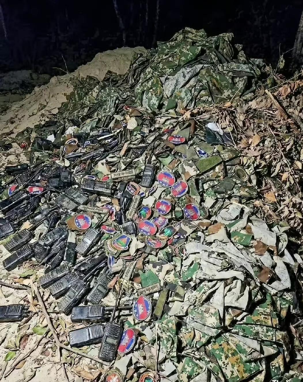 泰国军方发言人苏拉桑·孔西里少将表示，本轮泰柬冲突发生至今，泰国军队已经摧毁柬埔