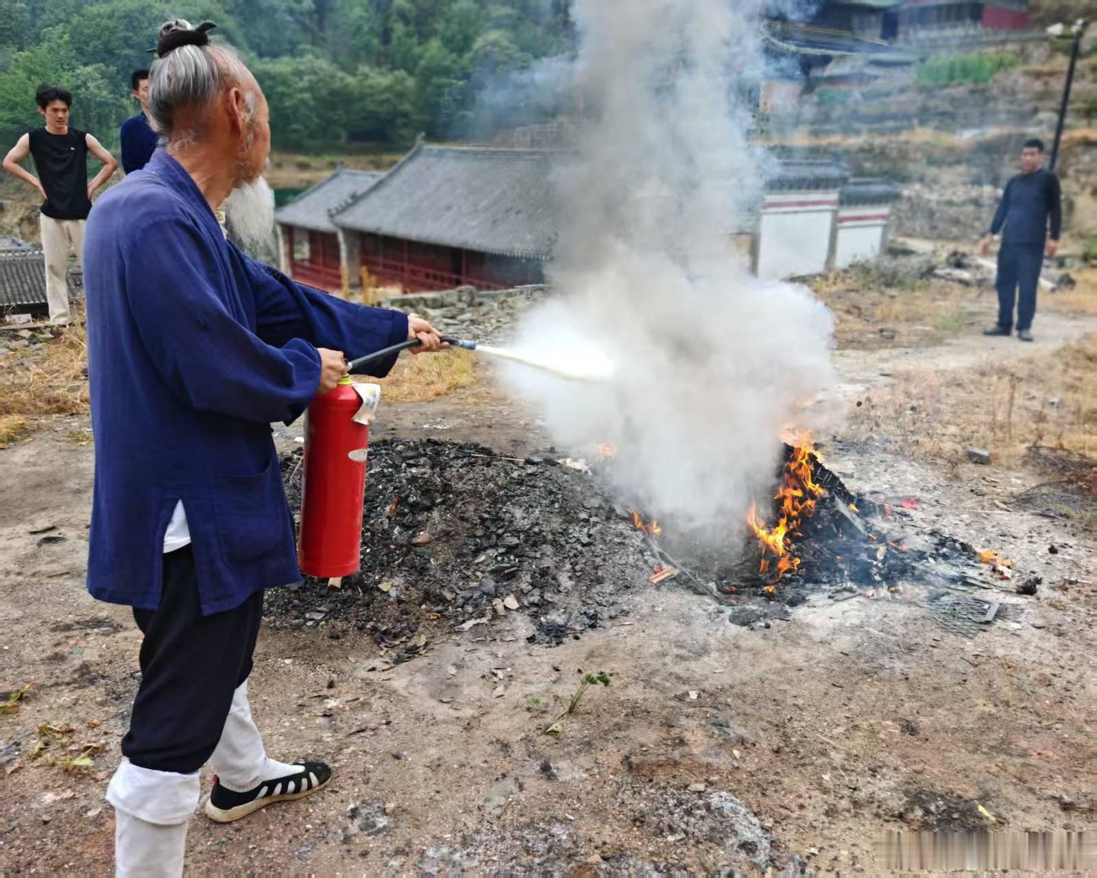 武当山五龙宫多措并举强化消防安全管理，护航文物古建安全2026年6月是全国第25