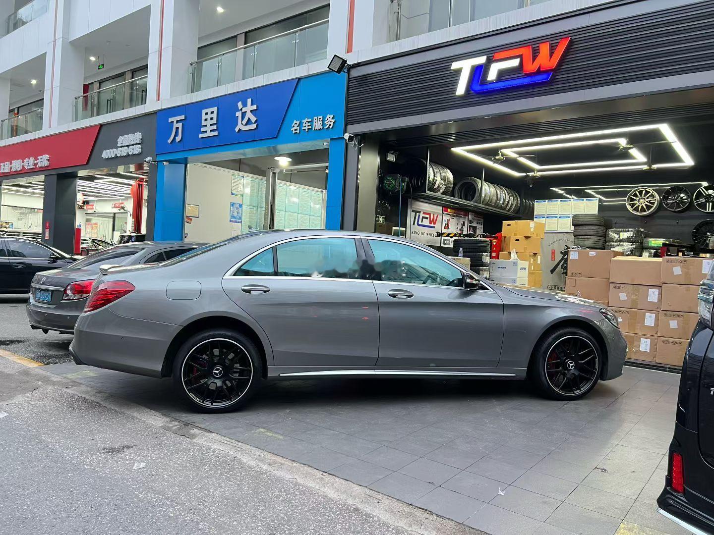 奔驰S500  升级20寸全新TLFW  定制锻造全新倍耐力PO防爆轮胎意大利?
