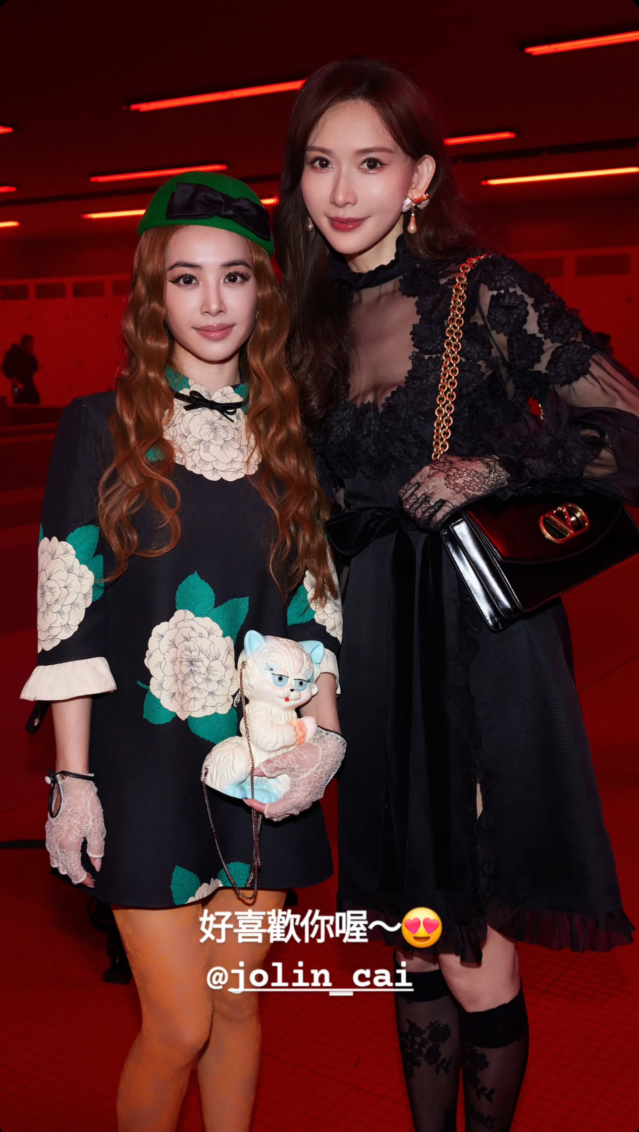 林志玲Ins 分享在Valentino 大秀，和蔡依林，华伦设计师米开理、莱托少