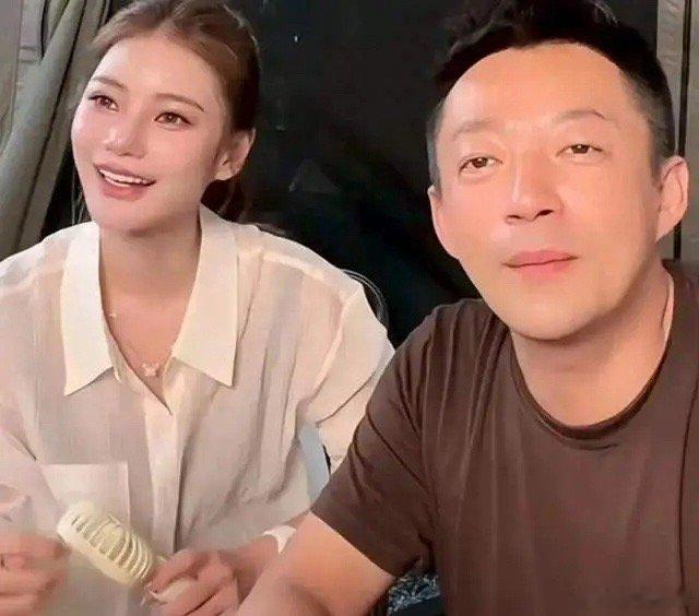 马筱梅被催给玥玥买鞋子，回应让人无法反驳，很尊重大S儿女。汪小菲这边再婚有一段日