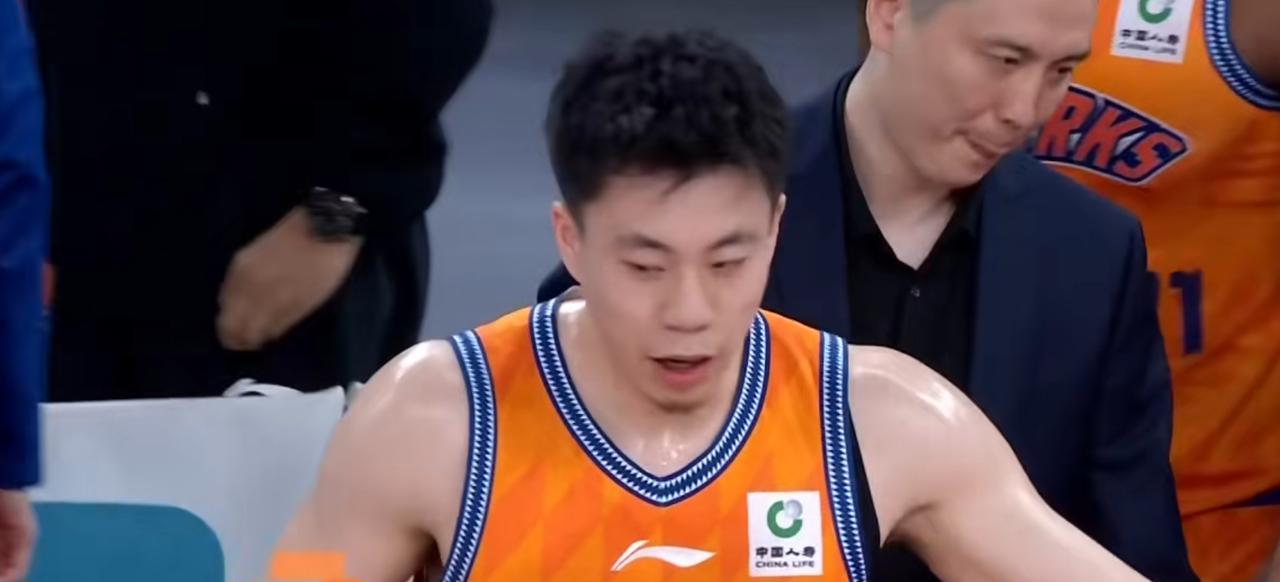 3月23日晚的这场CBA比赛真是让广东队球迷心碎。广东队81：97惨败给上海队，