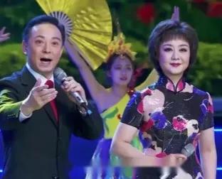 说说于魁智、李胜素的“黄金搭档”
于魁智、李胜素在舞台上搭档多年，被称为“黄金搭