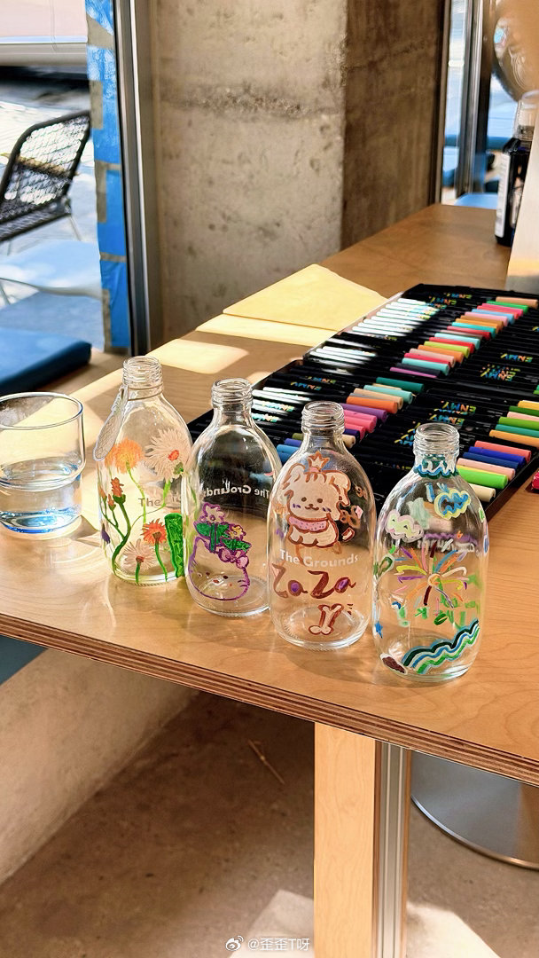 大理新开了好多舒服的店！磁吸睫毛简直就是人类福音自从认识了它 再也没有接过睫毛 