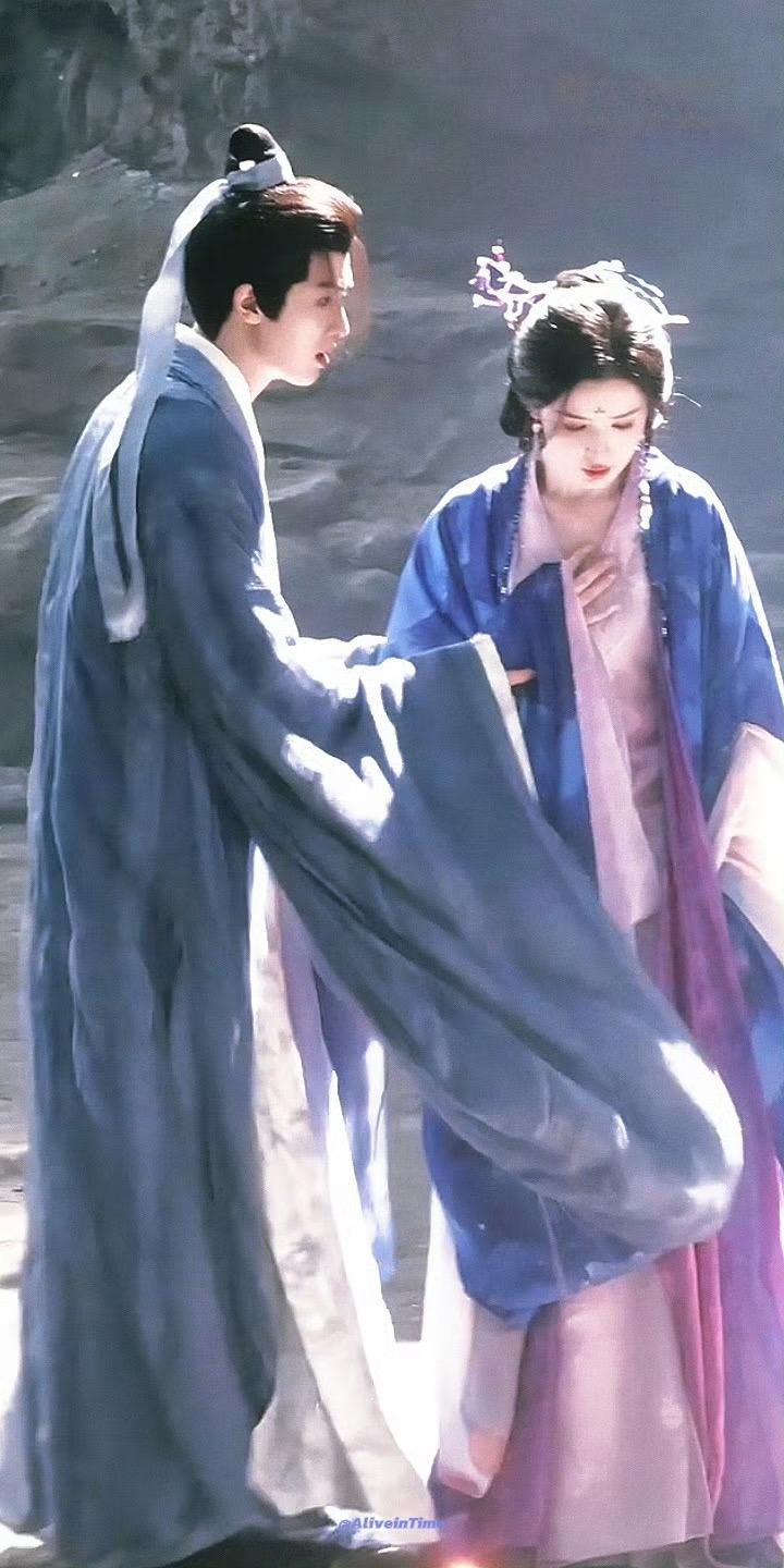 父母爱情。